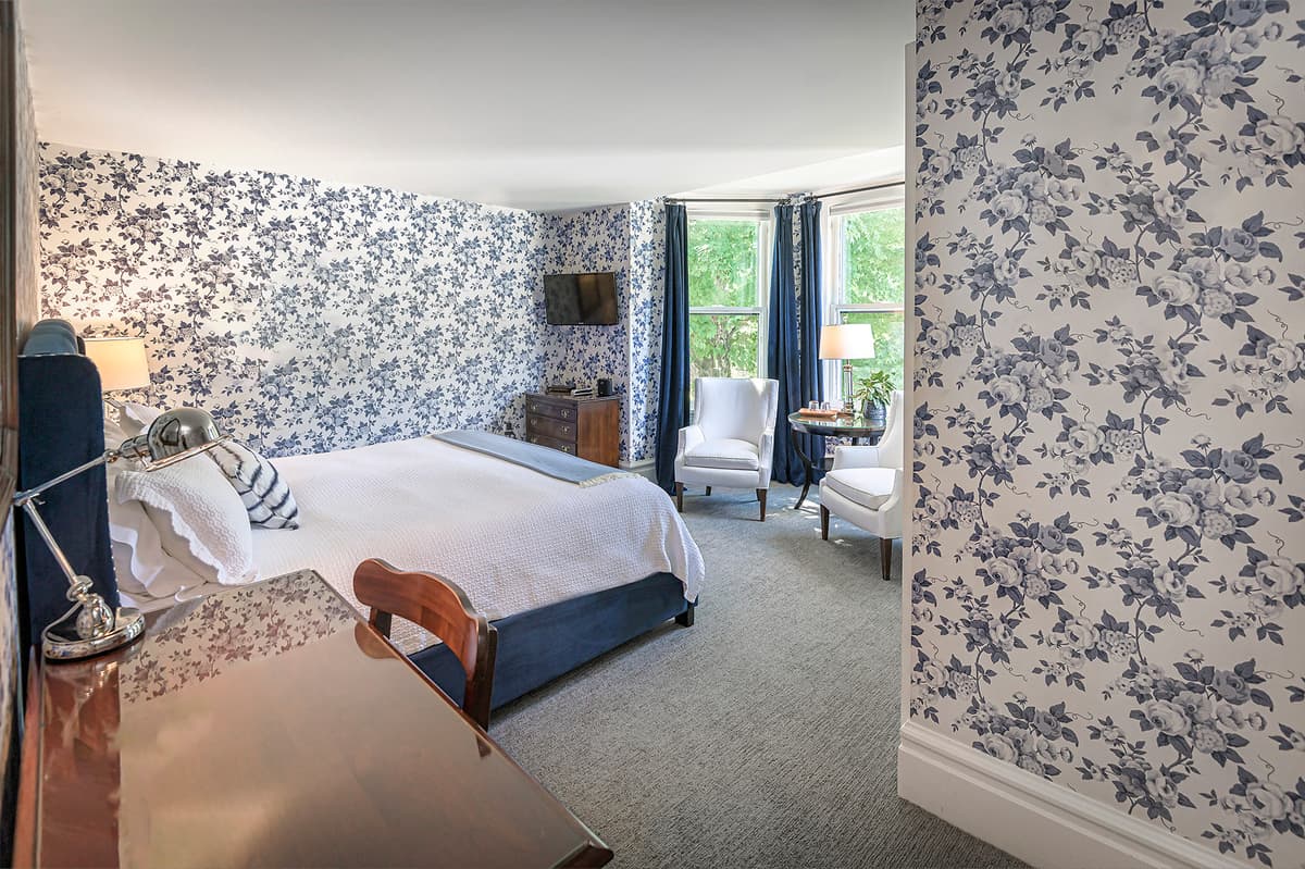 Room 203 — King Room with tub