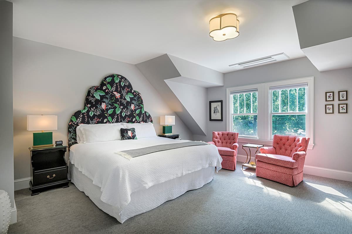 Room 301 — King Room, top floor